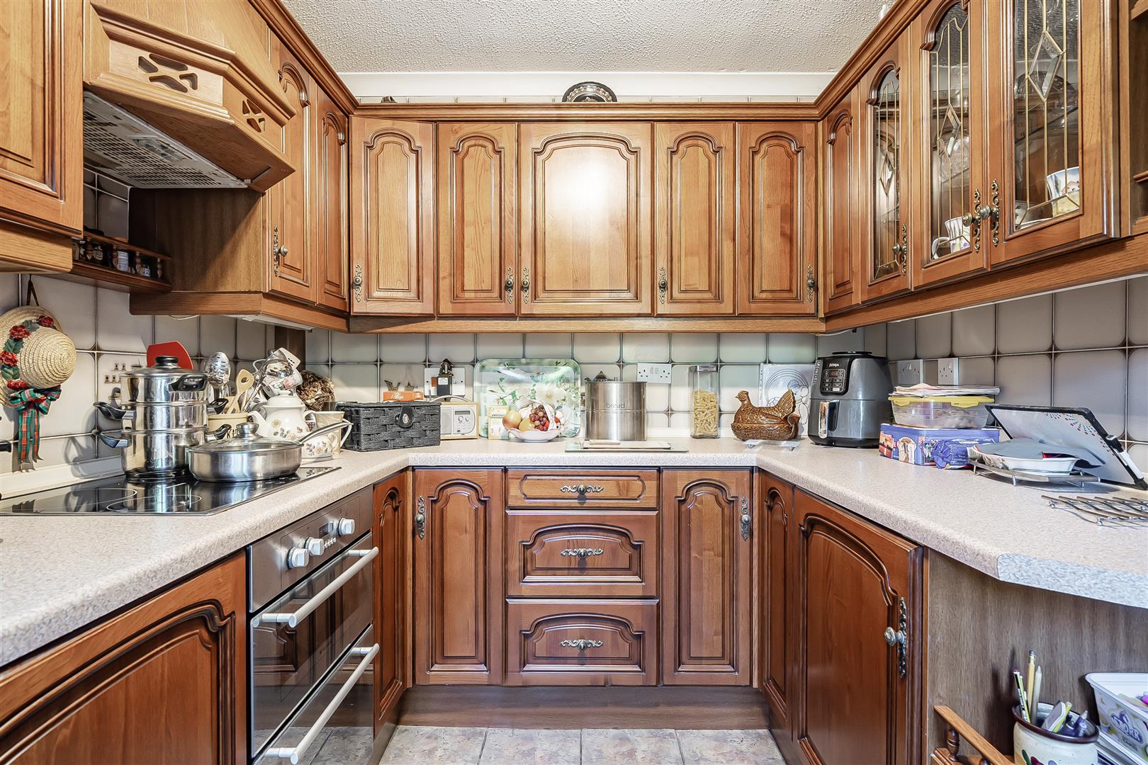 Bryngelli Drive, Treboeth, Swansea, SA5 9BW